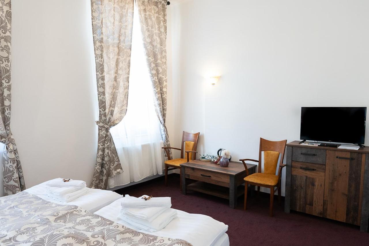 Penzion Deloris Trenčín Extérieur photo