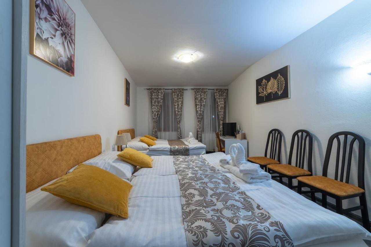 Penzion Deloris Trenčín Extérieur photo