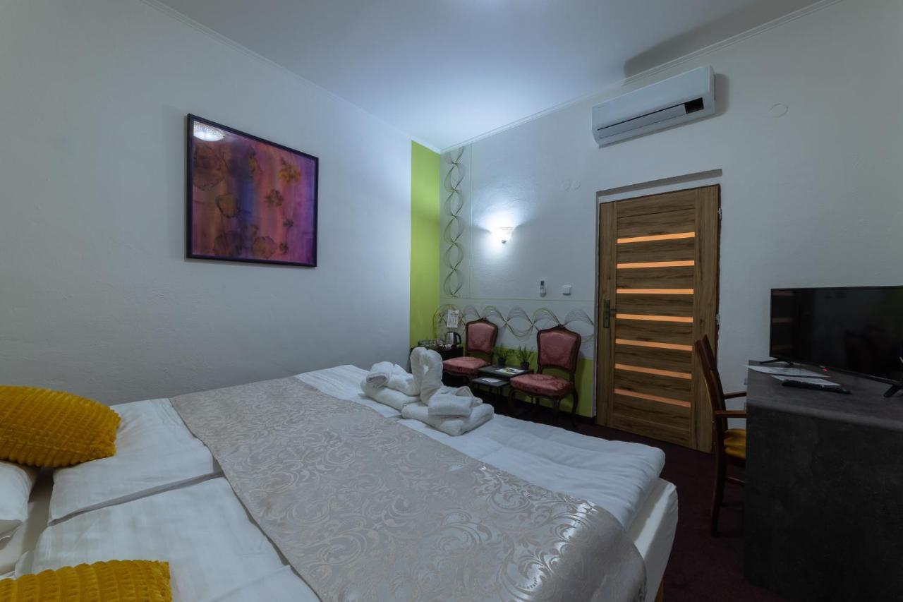 Penzion Deloris Trenčín Extérieur photo