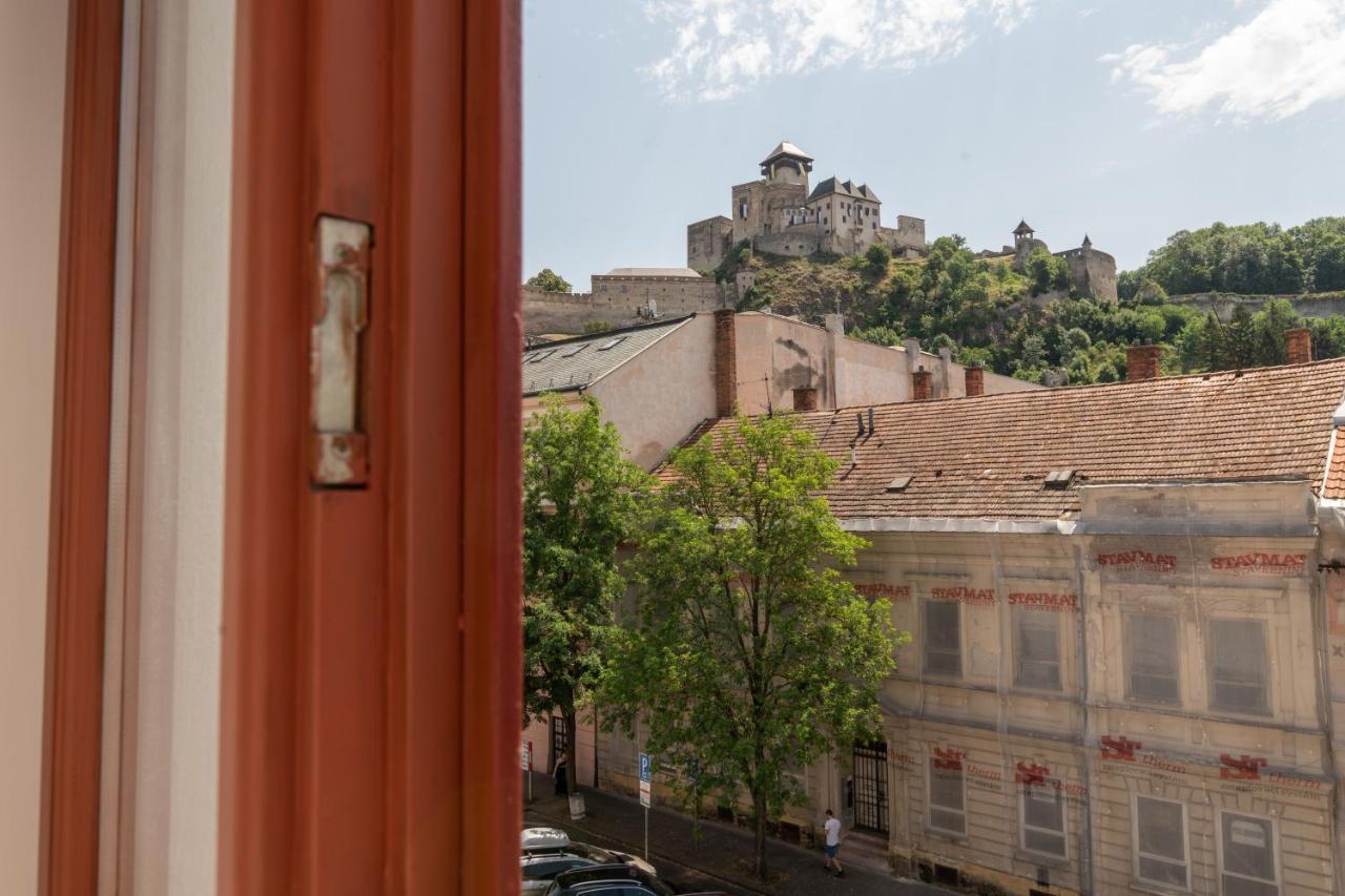 Penzion Deloris Trenčín Extérieur photo